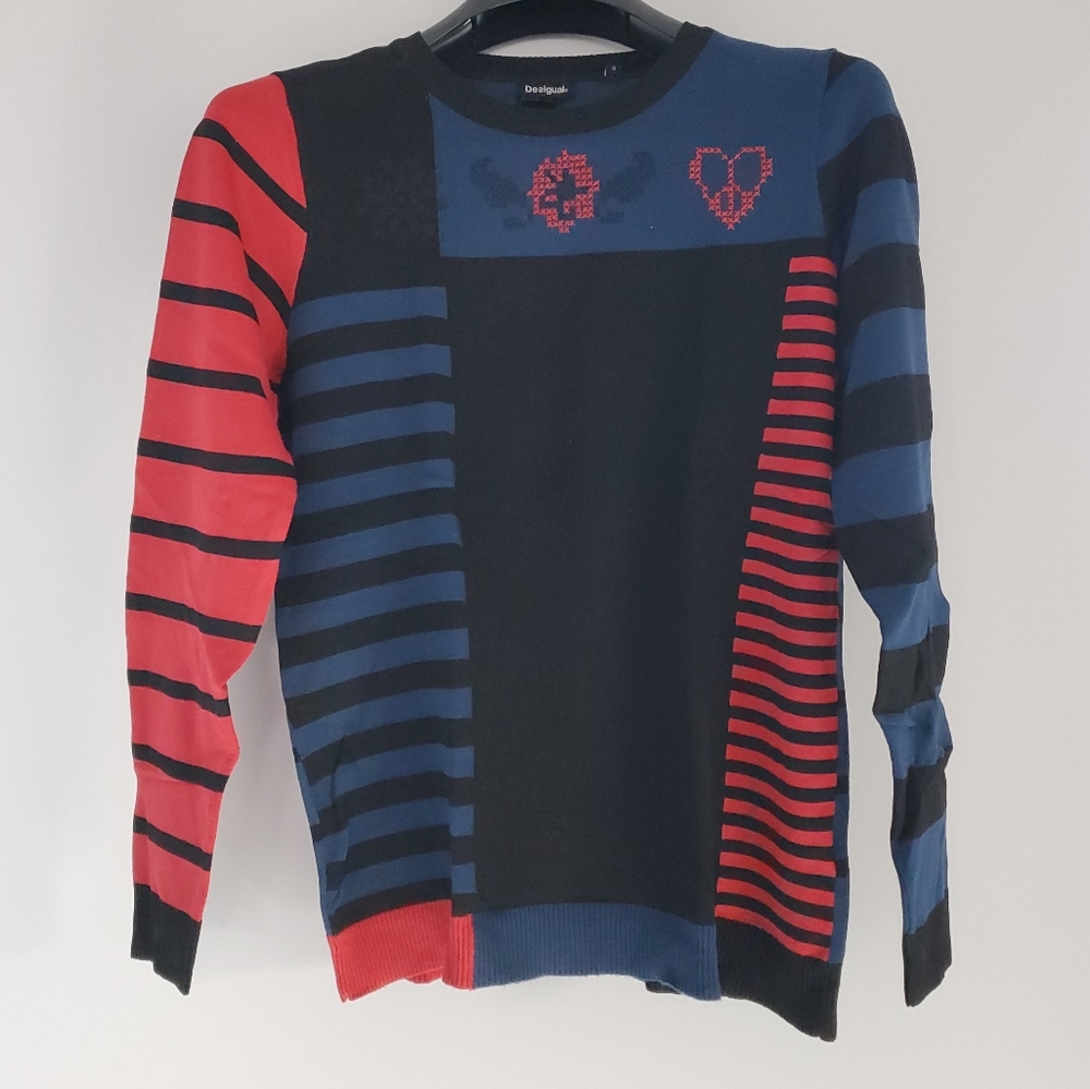 Desigual lightweight sweater.